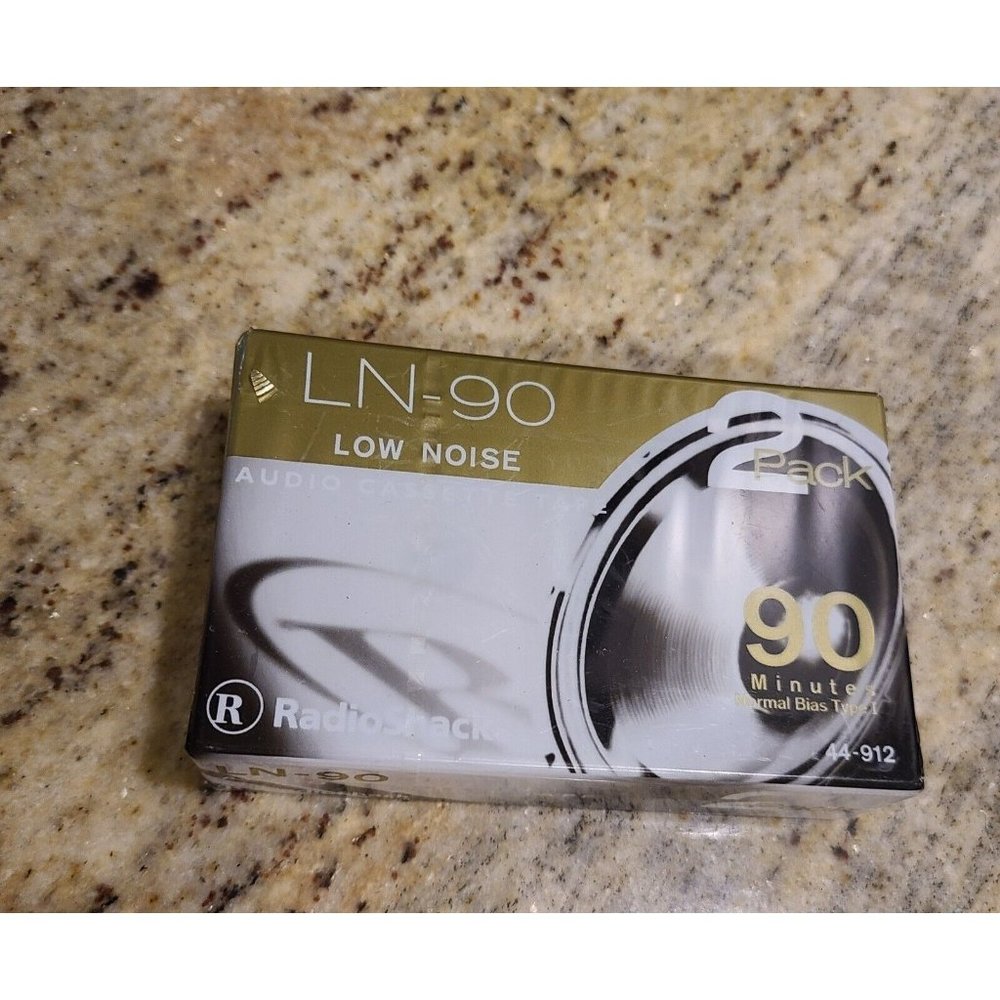 Radio Shack LN-90 Low Noise Audio Cassette Tape 90 Minute 2 Pack Sealed NEW